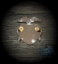 Load image into Gallery viewer, Replica LAPD Captain Cap Badge
